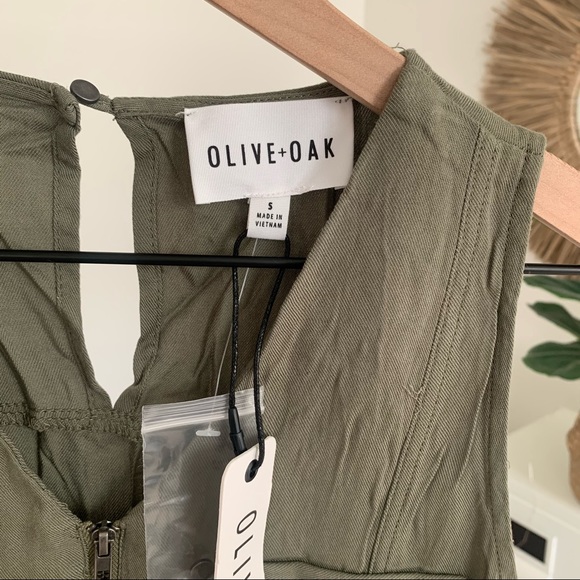 NWT Olive + Oak Set Free Olive Green Romper Small - Picture 6 of 12